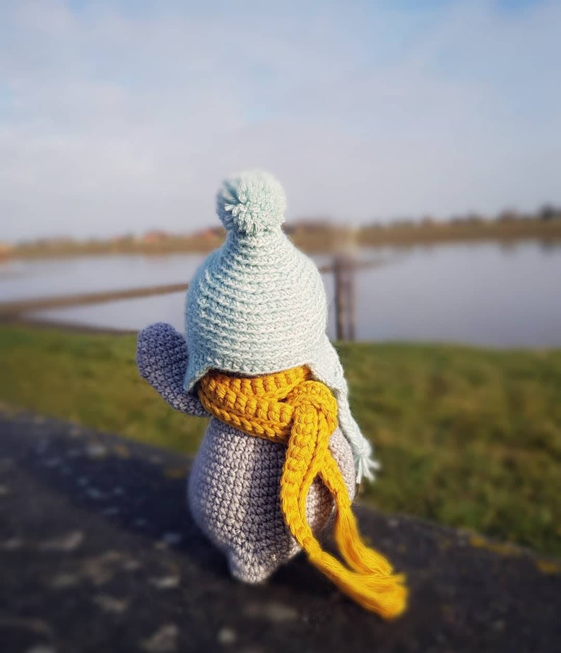 Snowcap Penguin Crochet Pattern